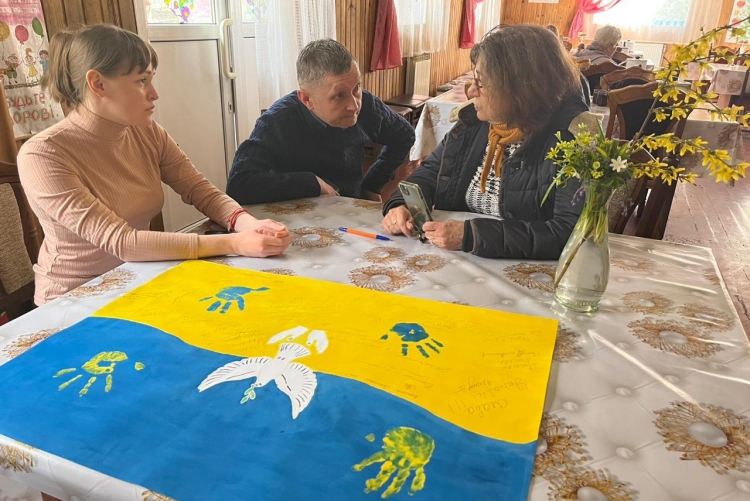 Unser Mitglied Régine Deguelle besuchte im April die Ukraine.
